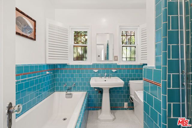 7737 Norton Avenue, West Hollywood, CA 90046