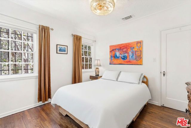 7737 Norton Avenue, West Hollywood, CA 90046