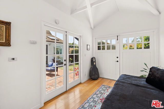 7737 Norton Avenue, West Hollywood, CA 90046