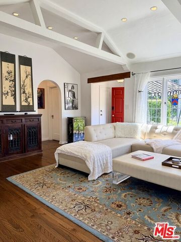 7737 Norton Avenue, West Hollywood, CA 90046