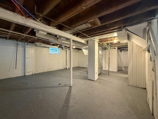 16595 Ardmore Street, Detroit, MI 48235