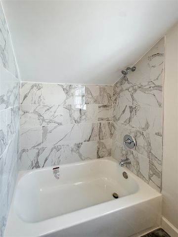 16595 Ardmore Street, Detroit, MI 48235