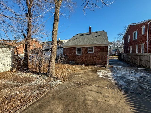 16595 Ardmore Street, Detroit, MI 48235