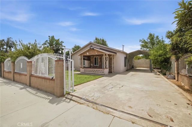 206 Acacia Street, Pomona, CA 91767