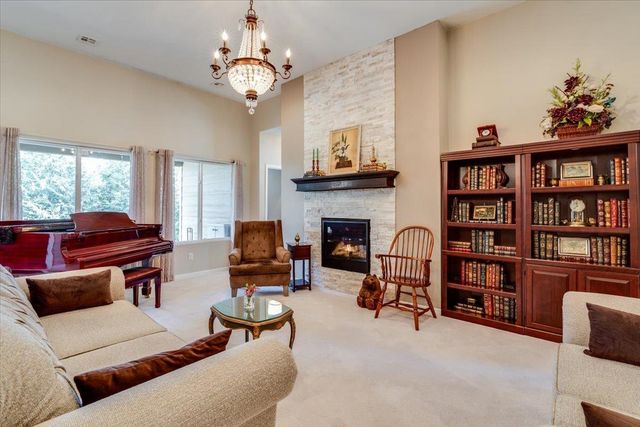 8609 E Millrun, Wichita, KS 67226