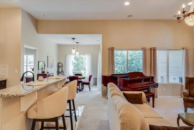 8609 E Millrun, Wichita, KS 67226