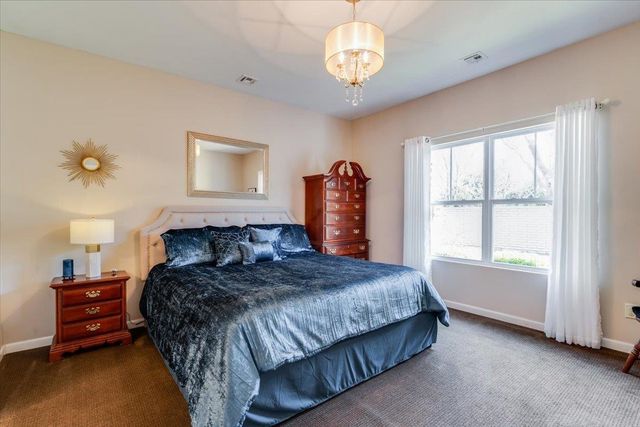 8609 E Millrun, Wichita, KS 67226