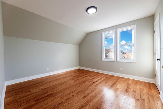 4924 W Congress Parkway, Chicago, IL 60644