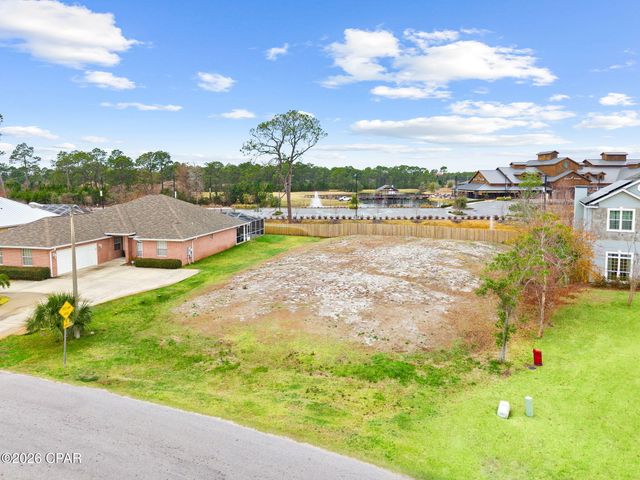 96 Hombre Circle, Panama City Beach, FL 32407
