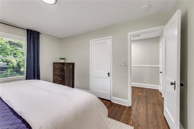 213 E Moore Avenue, High Point, NC 27263