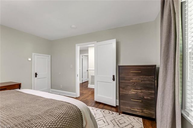 213 E Moore Avenue, High Point, NC 27263
