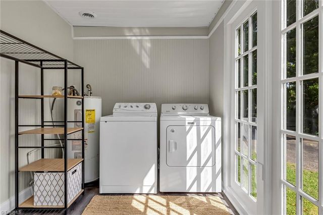213 E Moore Avenue, High Point, NC 27263