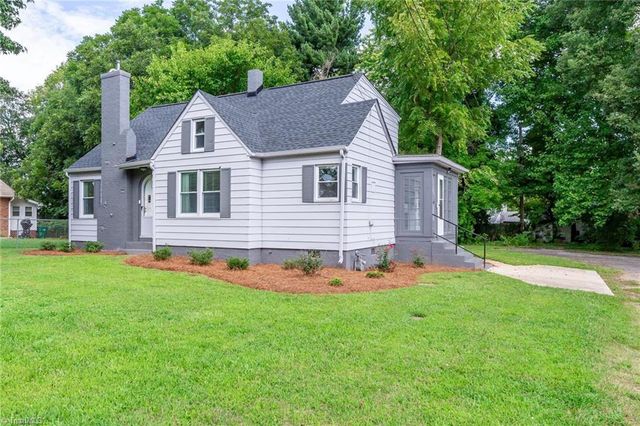 213 E Moore Avenue, High Point, NC 27263