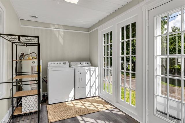 213 E Moore Avenue, High Point, NC 27263