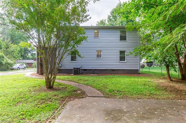 213 E Moore Avenue, High Point, NC 27263