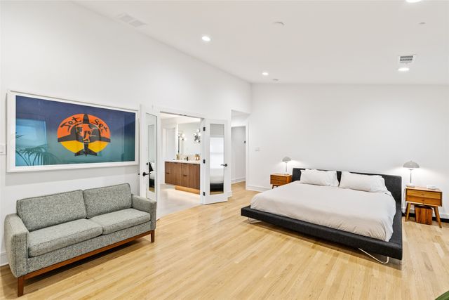 5239 Edmondson Avenue, Dallas, TX 75209