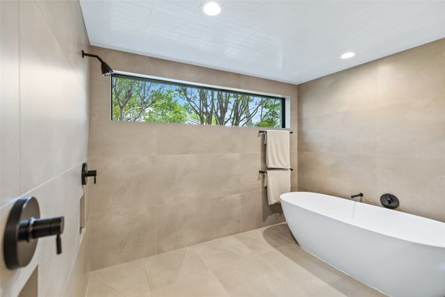 5239 Edmondson Avenue, Dallas, TX 75209