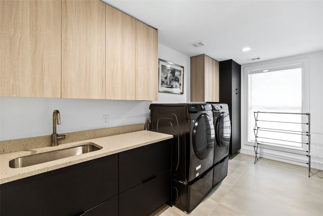 5239 Edmondson Avenue, Dallas, TX 75209