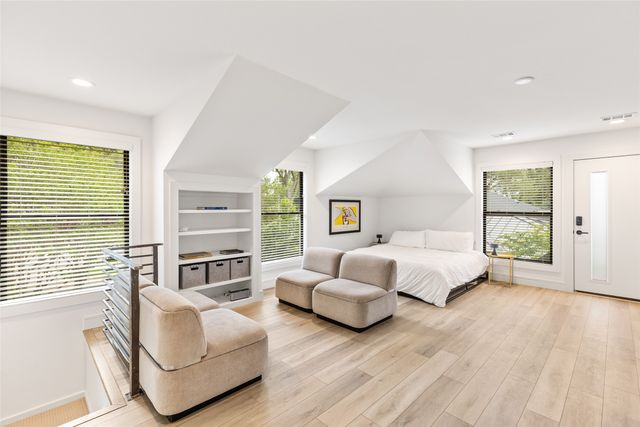 5239 Edmondson Avenue, Dallas, TX 75209