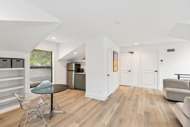 5239 Edmondson Avenue, Dallas, TX 75209