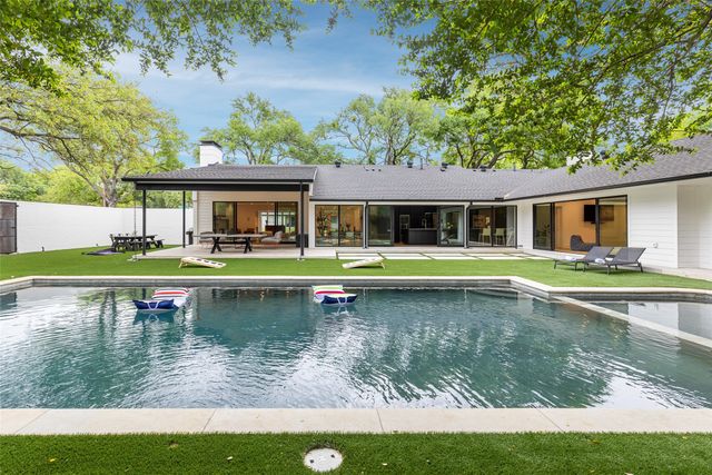 5239 Edmondson Avenue, Dallas, TX 75209