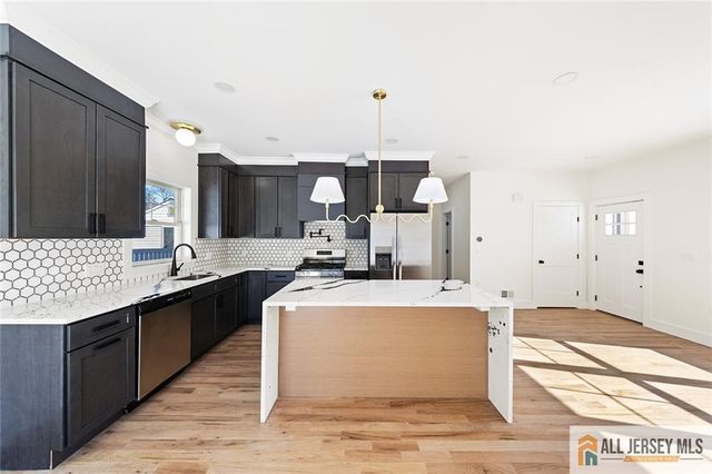 401 Tillman Street A, Raritan, NJ 08869