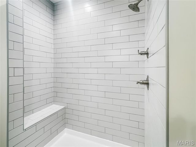 240 Stonebridge Bluff Drive, Maryville, IL 62062