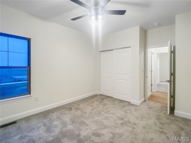 240 Stonebridge Bluff Drive, Maryville, IL 62062