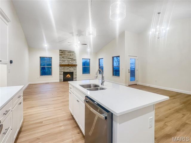 240 Stonebridge Bluff Drive, Maryville, IL 62062