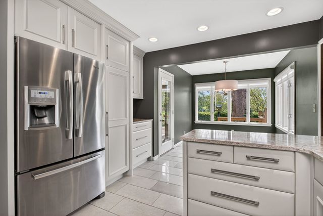 3 Gingerwood Lane, Bettendorf, IA 52722