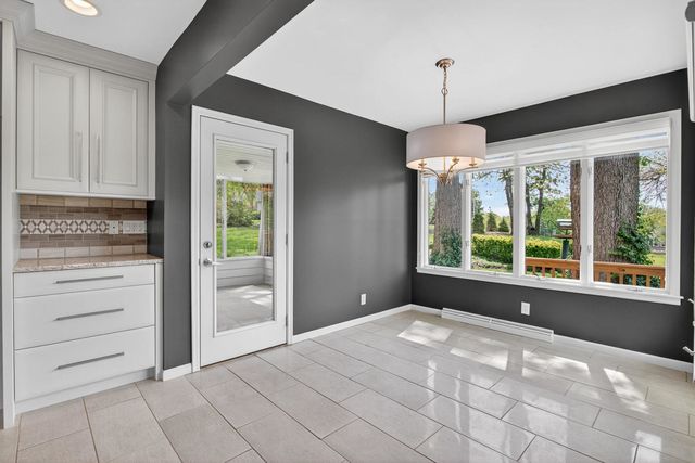 3 Gingerwood Lane, Bettendorf, IA 52722