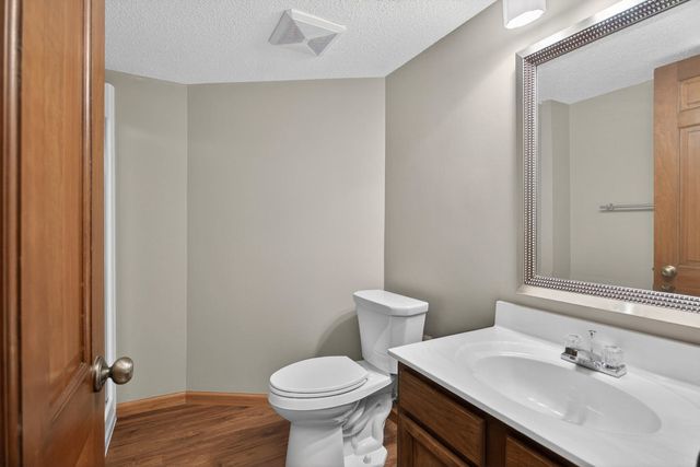 3 Gingerwood Lane, Bettendorf, IA 52722