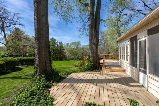 3 Gingerwood Lane, Bettendorf, IA 52722