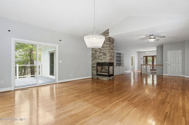 25 Kingswood Circle, Pinehurst, NC 28374
