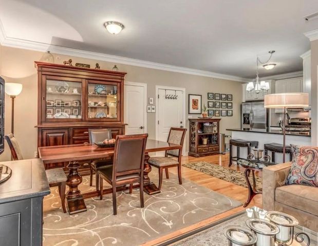 160 School 5-2, Waltham, MA 02451