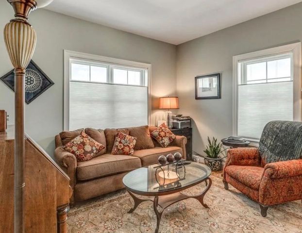 160 School 5-2, Waltham, MA 02451
