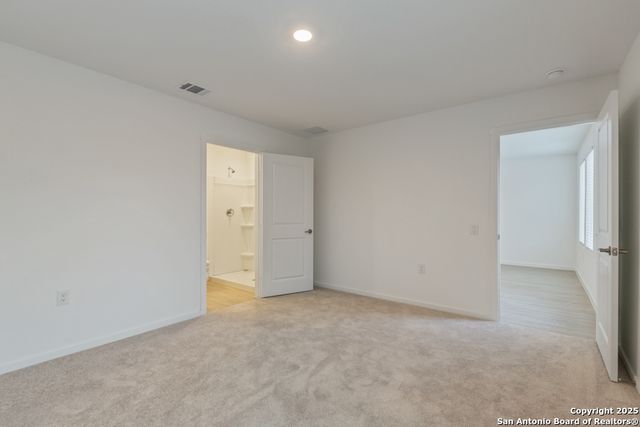 5750 Repeating Way, Von Ormy, TX 78073