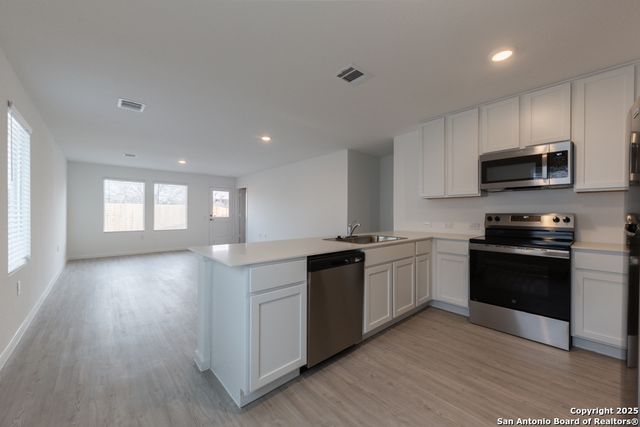 5750 Repeating Way, Von Ormy, TX 78073