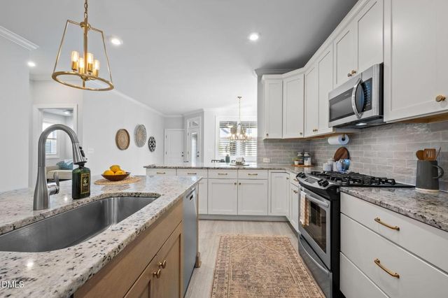 70 Bluffwood Avenue, Chapel Hill, NC 27516