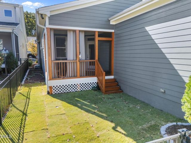 70 Bluffwood Avenue, Chapel Hill, NC 27516