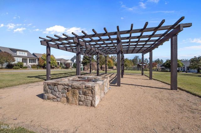 70 Bluffwood Avenue, Chapel Hill, NC 27516