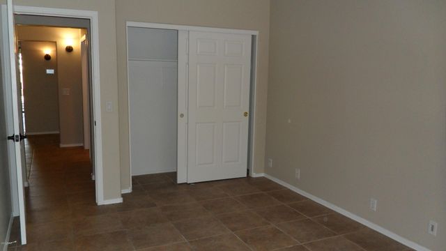 9008 W QUAIL Avenue, Peoria, AZ 85382