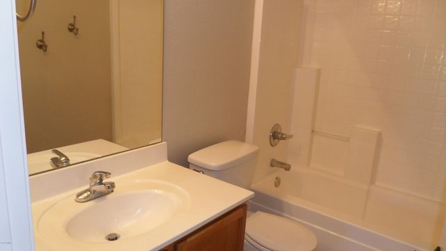9008 W QUAIL Avenue, Peoria, AZ 85382