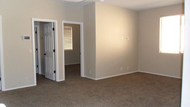9008 W QUAIL Avenue, Peoria, AZ 85382