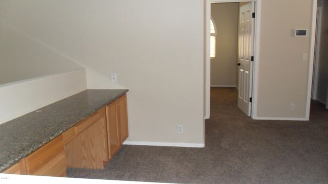 9008 W QUAIL Avenue, Peoria, AZ 85382