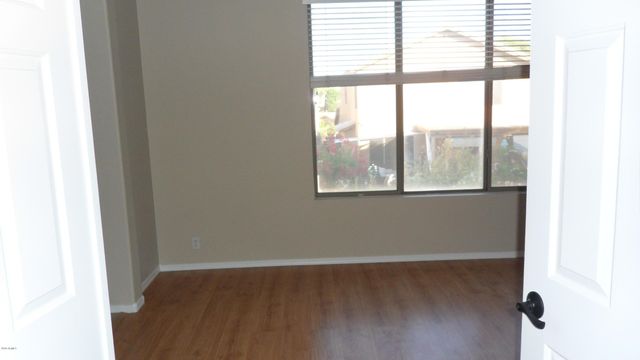 9008 W QUAIL Avenue, Peoria, AZ 85382