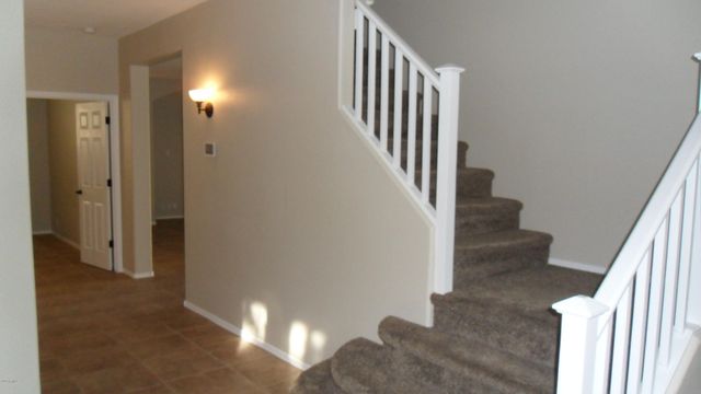 9008 W QUAIL Avenue, Peoria, AZ 85382