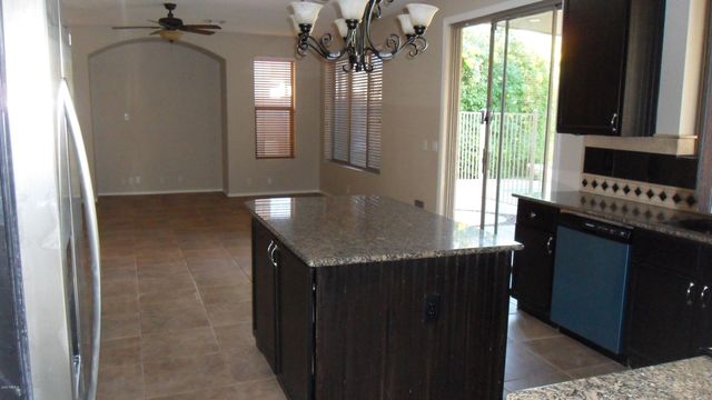 9008 W QUAIL Avenue, Peoria, AZ 85382
