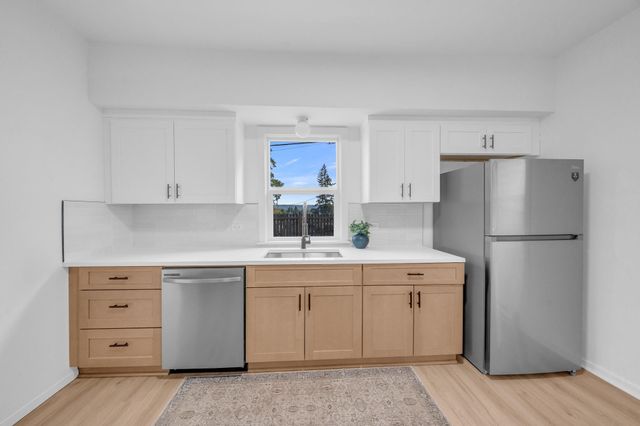 1512 E Dalton Ave, Spokane, WA 99207