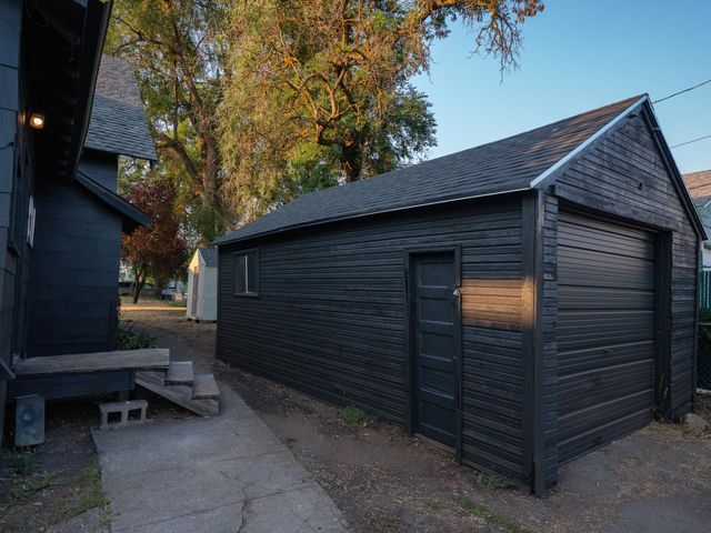 1512 E Dalton Ave, Spokane, WA 99207